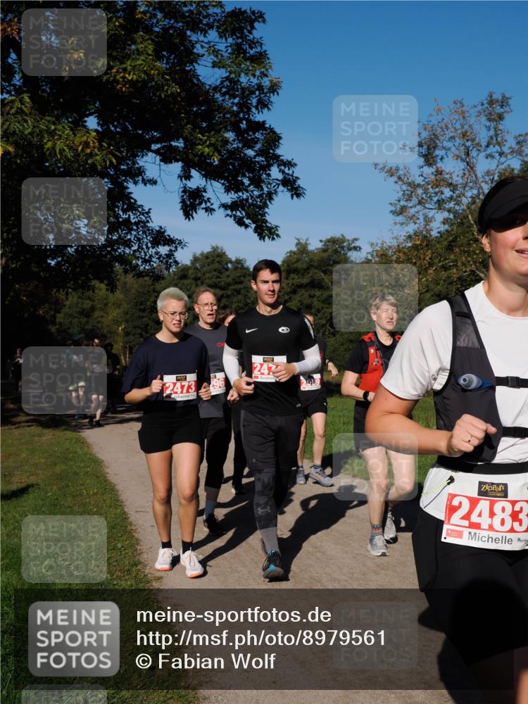 28.09.2025 - 33. Volkslauf durch das schöne Alstertal Fabian Wolf http://msf.ph/oto/8979561 28.09.2025 10:27:33 Laufen 2473, 96, 247, 2483 meine-sportfotos.de