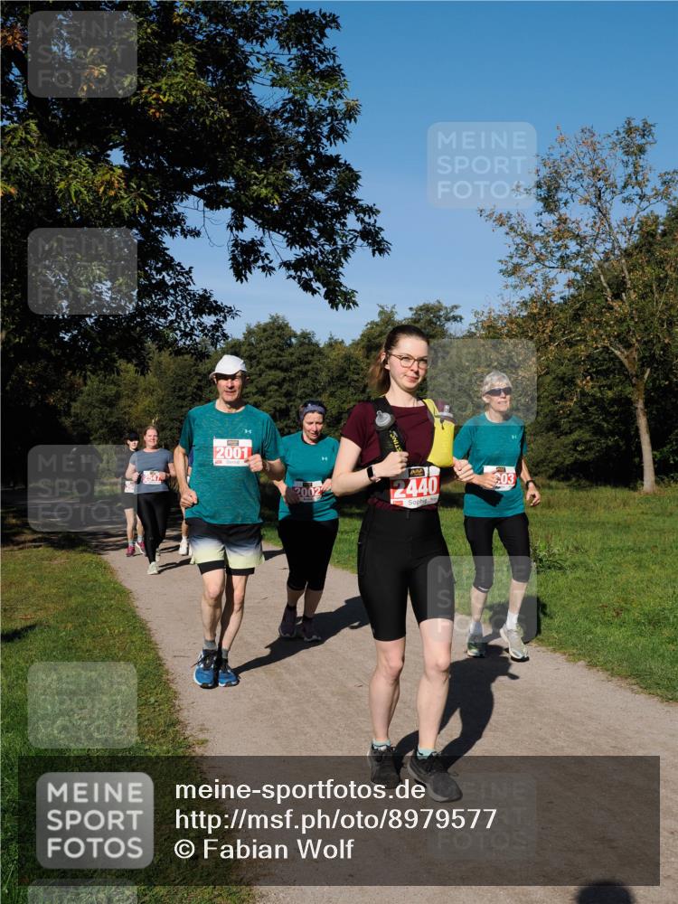 28.09.2025 - 33. Volkslauf durch das schöne Alstertal Fabian Wolf http://msf.ph/oto/8979577 28.09.2025 10:27:39 Laufen 2001, 2002, 2440, 03 meine-sportfotos.de