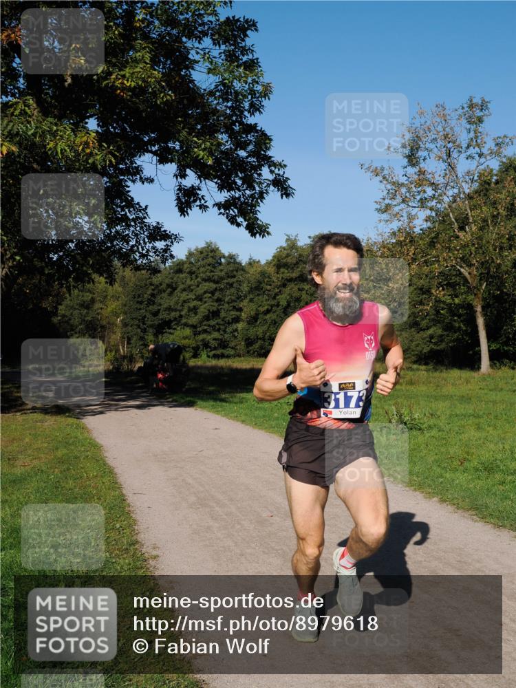 28.09.2025 - 33. Volkslauf durch das schöne Alstertal Fabian Wolf http://msf.ph/oto/8979618 28.09.2025 10:33:04 Laufen 3173 meine-sportfotos.de
