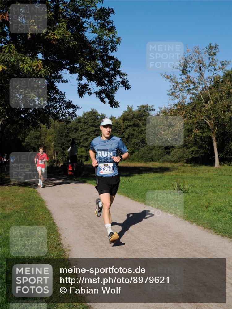 28.09.2025 - 33. Volkslauf durch das schöne Alstertal Fabian Wolf http://msf.ph/oto/8979621 28.09.2025 10:33:21 Laufen 2024, 3363 meine-sportfotos.de