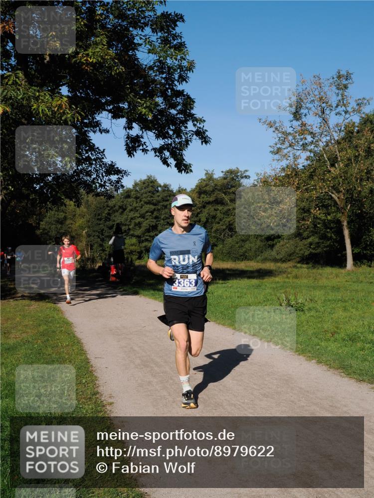 28.09.2025 - 33. Volkslauf durch das schöne Alstertal Fabian Wolf http://msf.ph/oto/8979622 28.09.2025 10:33:21 Laufen 2024, 90, 3363 meine-sportfotos.de