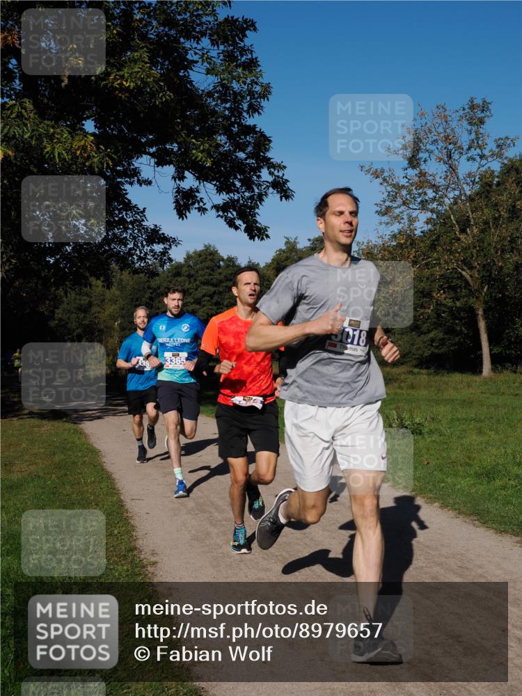 28.09.2025 - 33. Volkslauf durch das schöne Alstertal Fabian Wolf http://msf.ph/oto/8979657 28.09.2025 10:33:31 Laufen 3018, 139, 3365 meine-sportfotos.de