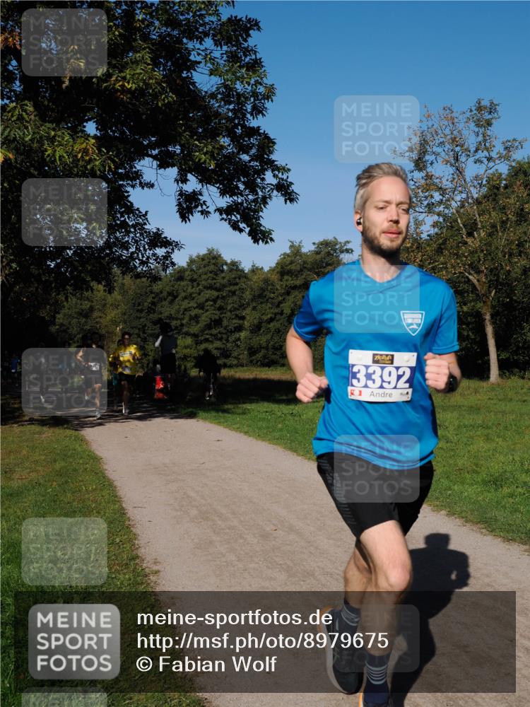28.09.2025 - 33. Volkslauf durch das schöne Alstertal Fabian Wolf http://msf.ph/oto/8979675 28.09.2025 10:33:33 Laufen 3392 meine-sportfotos.de
