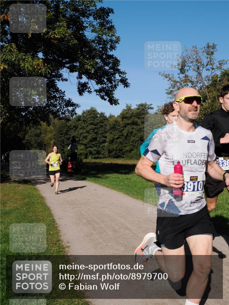 28.09.2025 - 33. Volkslauf durch das schöne Alstertal Fabian Wolf http://msf.ph/oto/8979700 28.09.2025 10:33:38 Laufen 336, 3910 meine-sportfotos.de