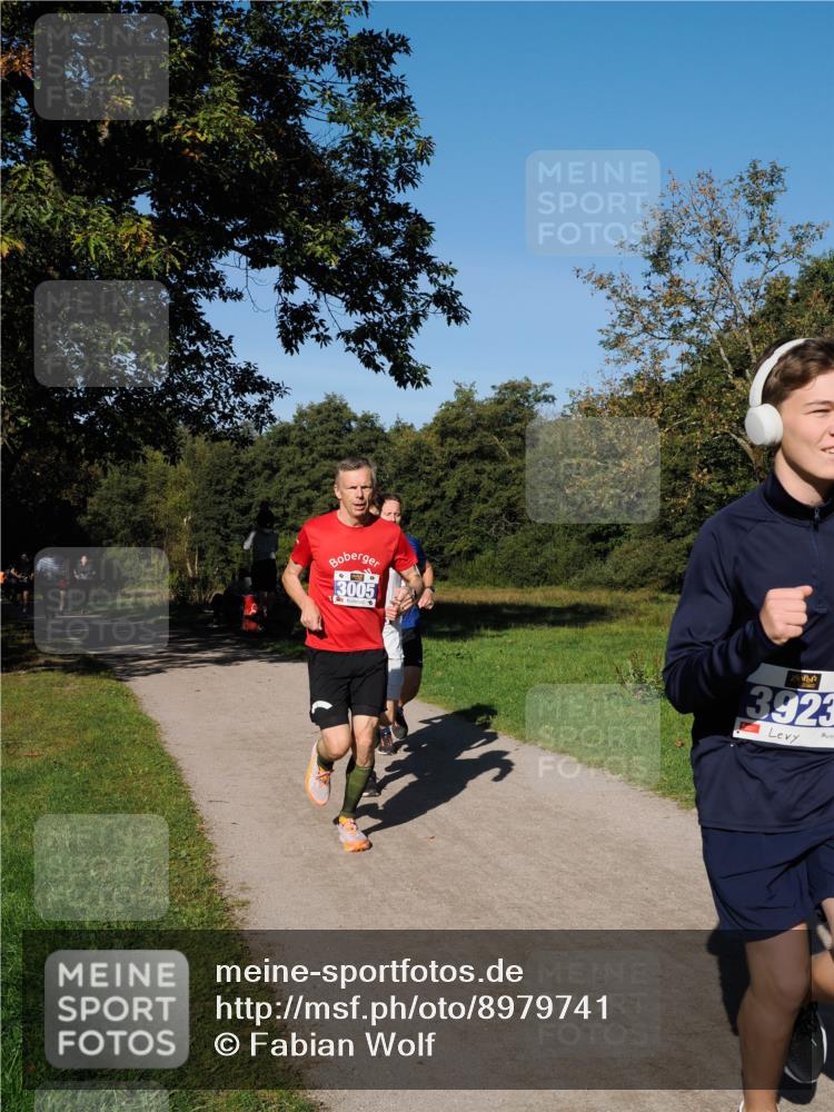 28.09.2025 - 33. Volkslauf durch das schöne Alstertal Fabian Wolf http://msf.ph/oto/8979741 28.09.2025 10:33:56 Laufen 3005, 3923 meine-sportfotos.de