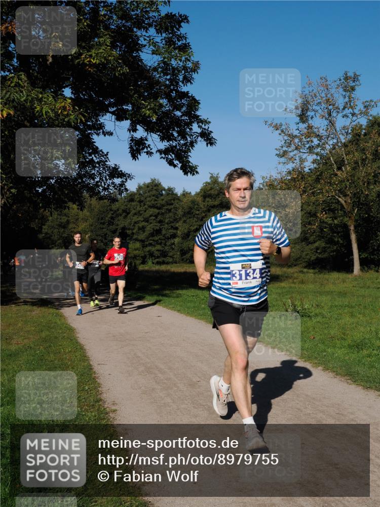 28.09.2025 - 33. Volkslauf durch das schöne Alstertal Fabian Wolf http://msf.ph/oto/8979755 28.09.2025 10:34:03 Laufen 3134 meine-sportfotos.de