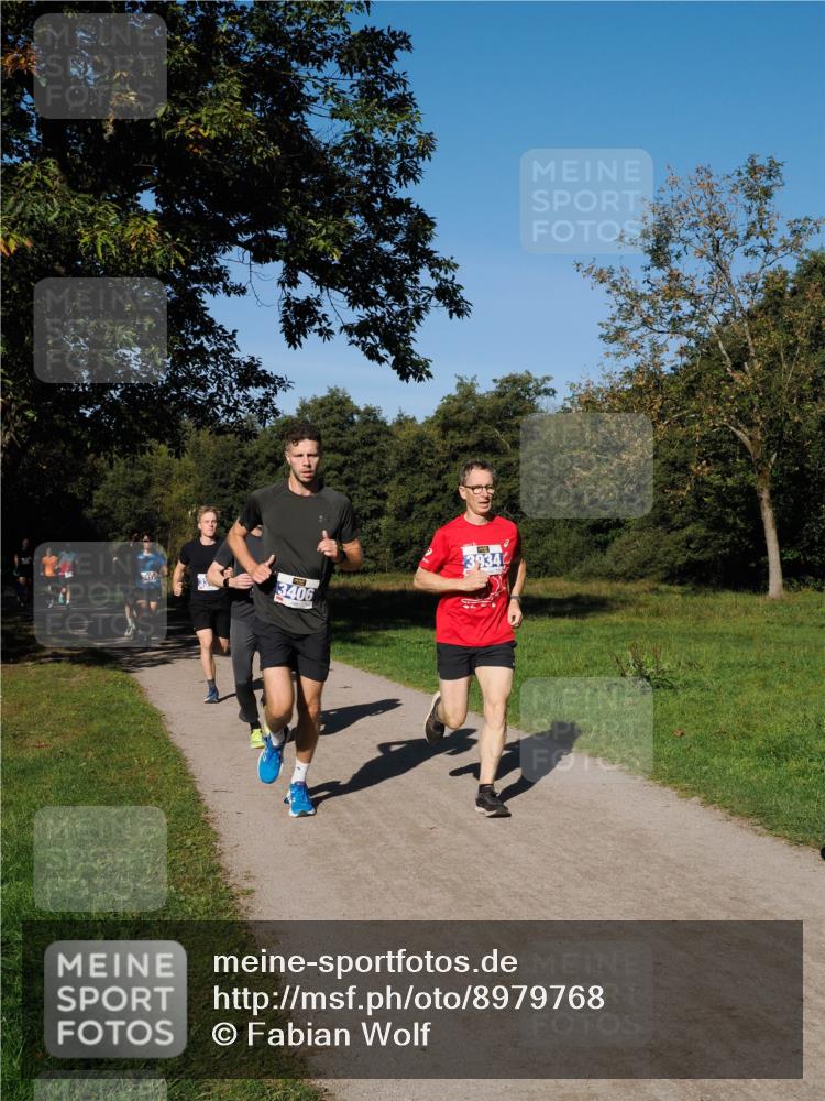 28.09.2025 - 33. Volkslauf durch das schöne Alstertal Fabian Wolf http://msf.ph/oto/8979768 28.09.2025 10:34:05 Laufen 3406, 3934 meine-sportfotos.de