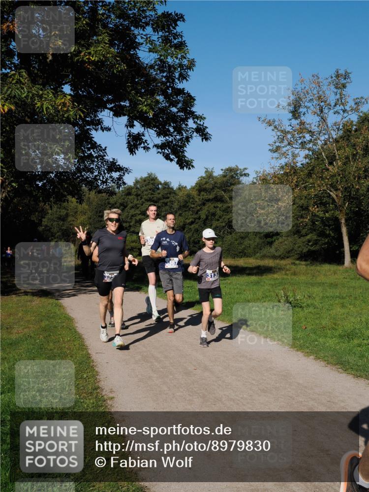 28.09.2025 - 33. Volkslauf durch das schöne Alstertal Fabian Wolf http://msf.ph/oto/8979830 28.09.2025 10:34:21 Laufen  meine-sportfotos.de