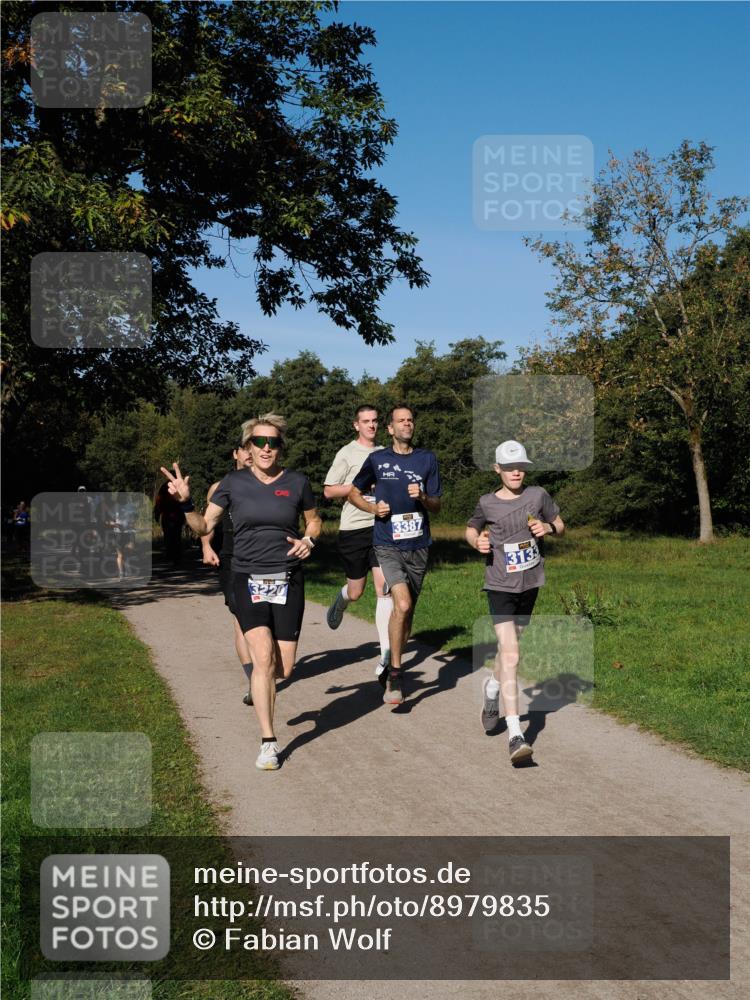 28.09.2025 - 33. Volkslauf durch das schöne Alstertal Fabian Wolf http://msf.ph/oto/8979835 28.09.2025 10:34:21 Laufen 3387, 3133 meine-sportfotos.de