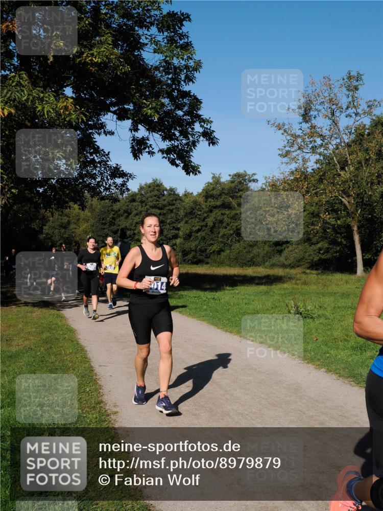 28.09.2025 - 33. Volkslauf durch das schöne Alstertal Fabian Wolf http://msf.ph/oto/8979879 28.09.2025 10:34:33 Laufen 014 meine-sportfotos.de
