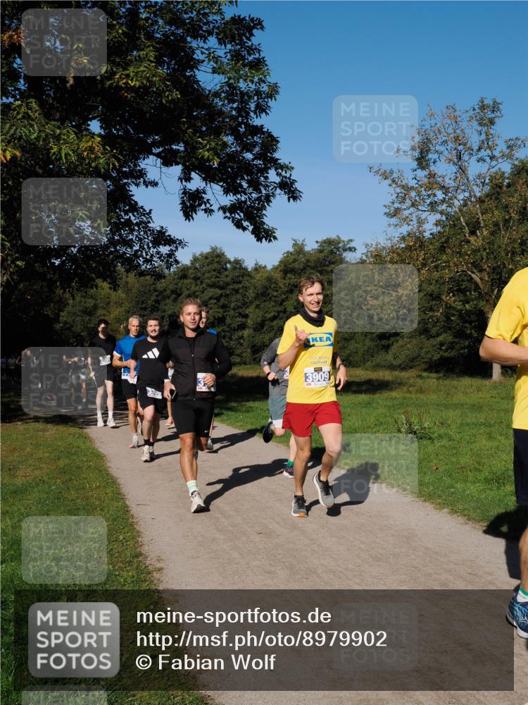 28.09.2025 - 33. Volkslauf durch das schöne Alstertal Fabian Wolf http://msf.ph/oto/8979902 28.09.2025 10:34:37 Laufen 3300, 3909 meine-sportfotos.de