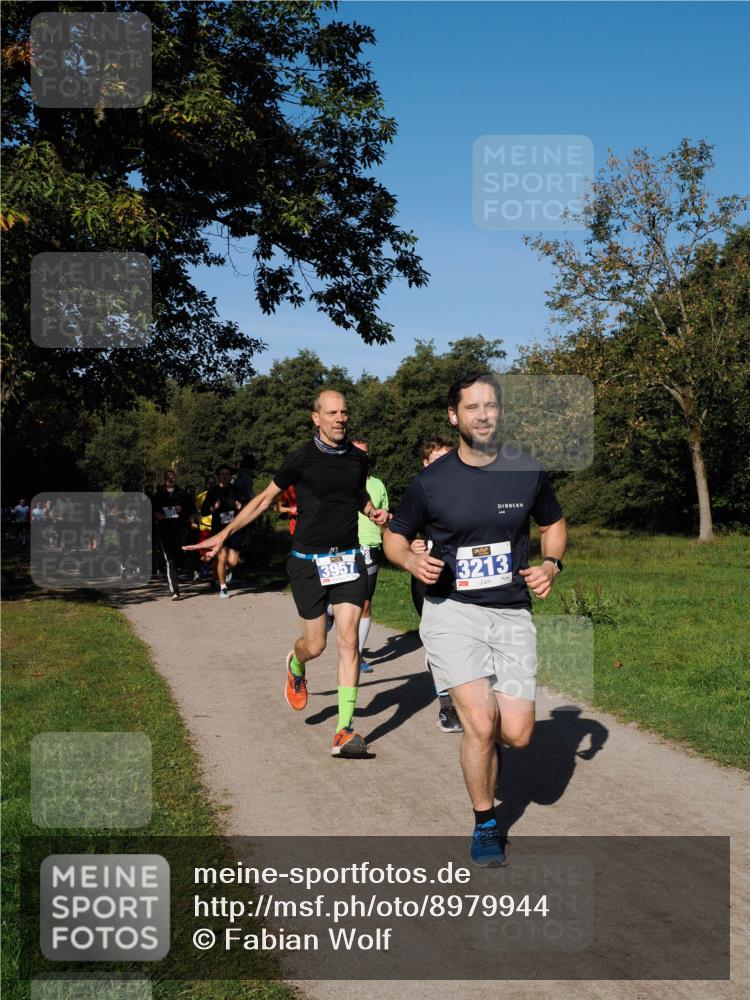 28.09.2025 - 33. Volkslauf durch das schöne Alstertal Fabian Wolf http://msf.ph/oto/8979944 28.09.2025 10:34:42 Laufen 3957, 3213 meine-sportfotos.de