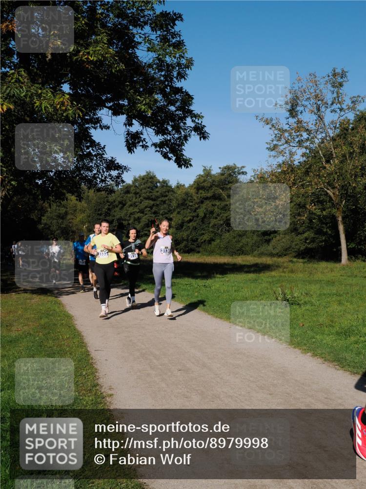 28.09.2025 - 33. Volkslauf durch das schöne Alstertal Fabian Wolf http://msf.ph/oto/8979998 28.09.2025 10:34:50 Laufen 3335, 3136, 3116 meine-sportfotos.de