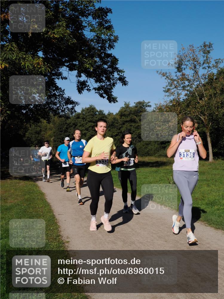 28.09.2025 - 33. Volkslauf durch das schöne Alstertal Fabian Wolf http://msf.ph/oto/8980015 28.09.2025 10:34:51 Laufen 3333, 3136 meine-sportfotos.de