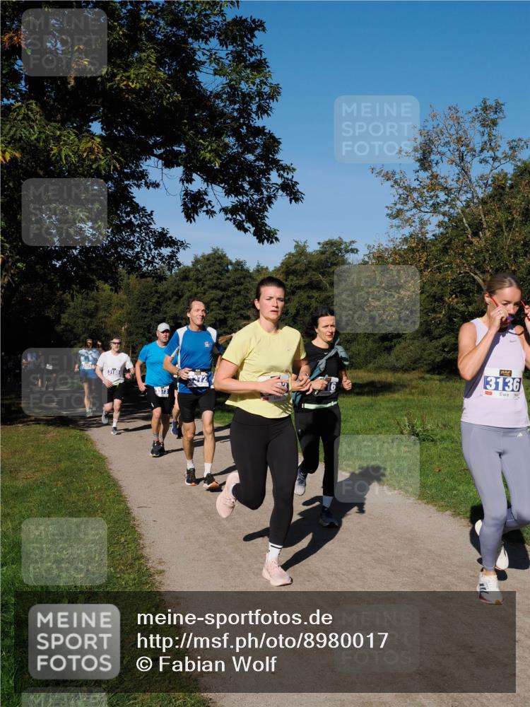 28.09.2025 - 33. Volkslauf durch das schöne Alstertal Fabian Wolf http://msf.ph/oto/8980017 28.09.2025 10:34:51 Laufen 13136 meine-sportfotos.de