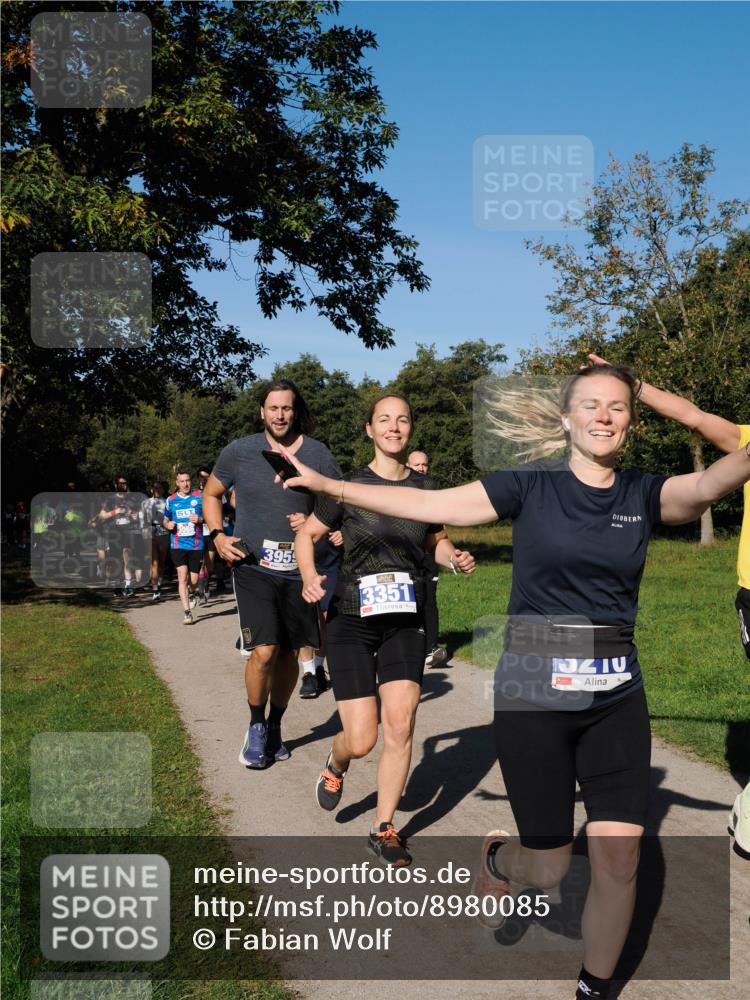 28.09.2025 - 33. Volkslauf durch das schöne Alstertal Fabian Wolf http://msf.ph/oto/8980085 28.09.2025 10:35:05 Laufen 3066, 395, 3351 meine-sportfotos.de