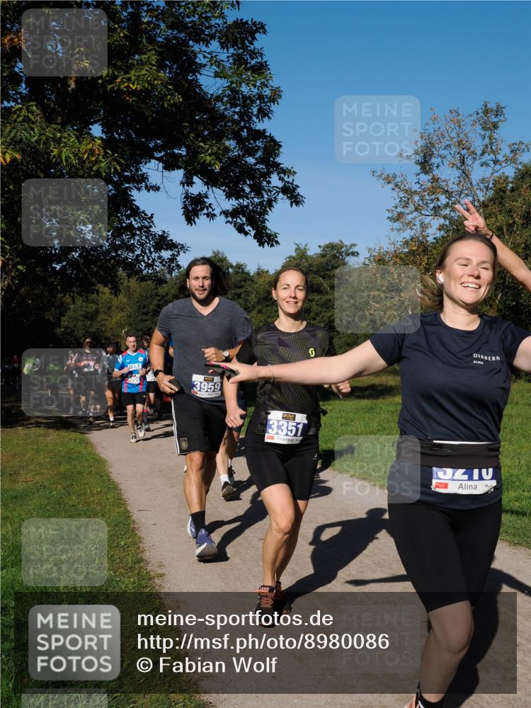 28.09.2025 - 33. Volkslauf durch das schöne Alstertal Fabian Wolf http://msf.ph/oto/8980086 28.09.2025 10:35:05 Laufen 3959, 3351 meine-sportfotos.de
