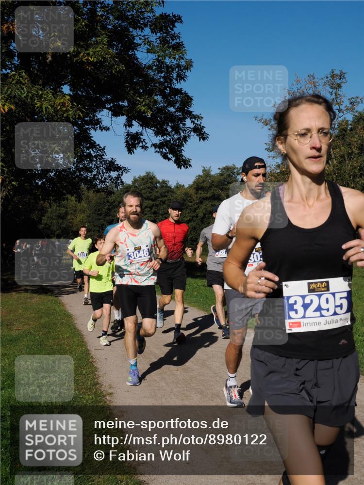28.09.2025 - 33. Volkslauf durch das schöne Alstertal Fabian Wolf http://msf.ph/oto/8980122 28.09.2025 10:35:12 Laufen 3331, 3046, 30, 3295 meine-sportfotos.de