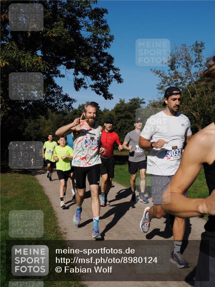 28.09.2025 - 33. Volkslauf durch das schöne Alstertal Fabian Wolf http://msf.ph/oto/8980124 28.09.2025 10:35:12 Laufen 3331, 3046, 320, 3032 meine-sportfotos.de