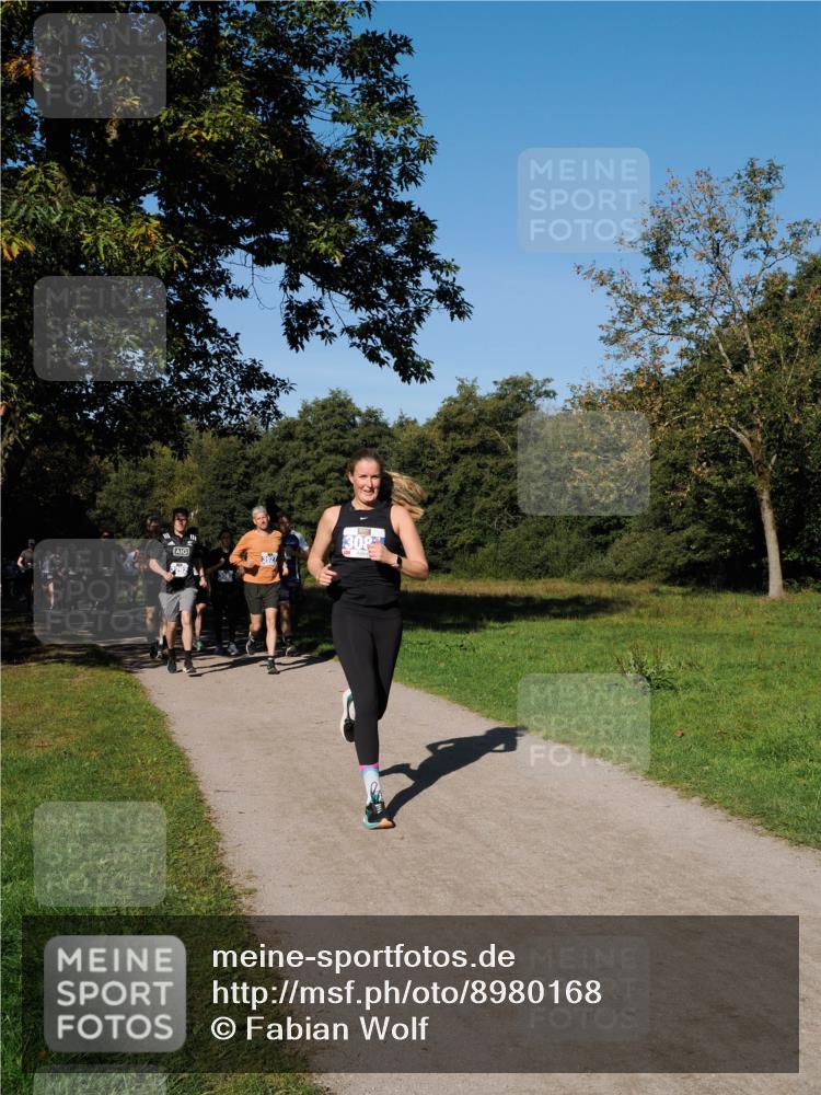28.09.2025 - 33. Volkslauf durch das schöne Alstertal Fabian Wolf http://msf.ph/oto/8980168 28.09.2025 10:35:19 Laufen 308 meine-sportfotos.de