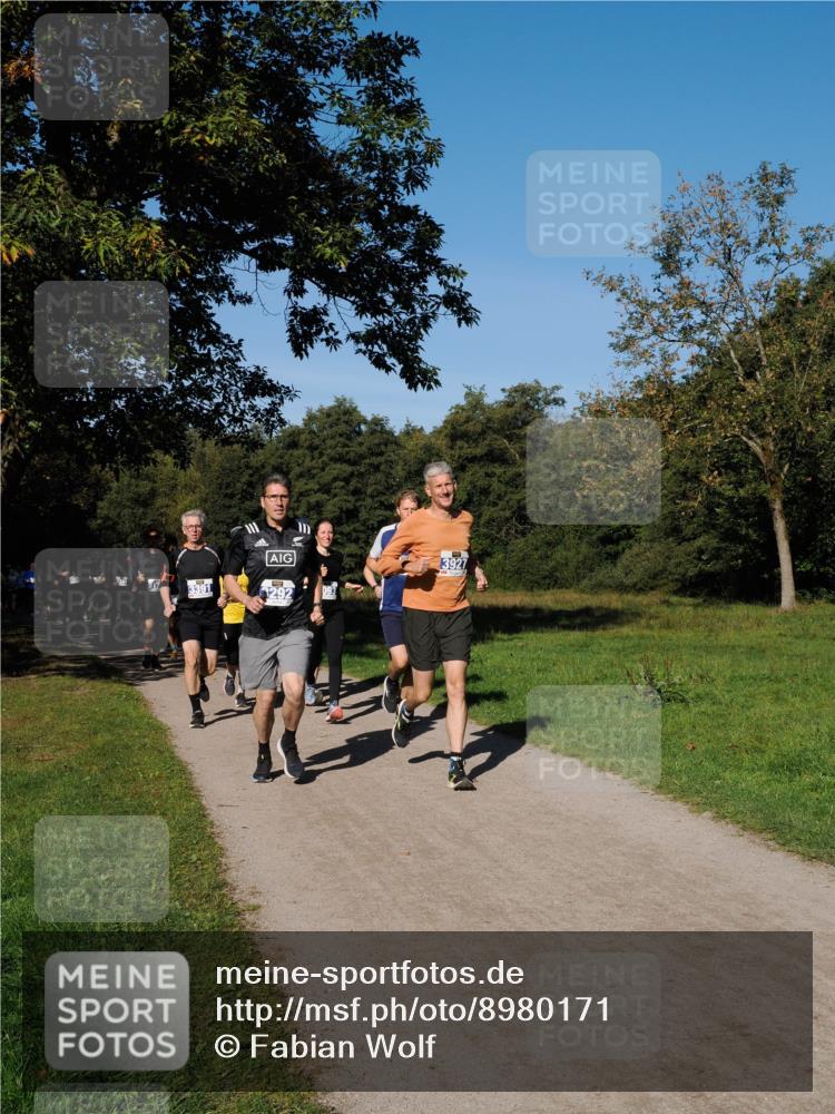 28.09.2025 - 33. Volkslauf durch das schöne Alstertal Fabian Wolf http://msf.ph/oto/8980171 28.09.2025 10:35:21 Laufen 3391, 111, 3927 meine-sportfotos.de