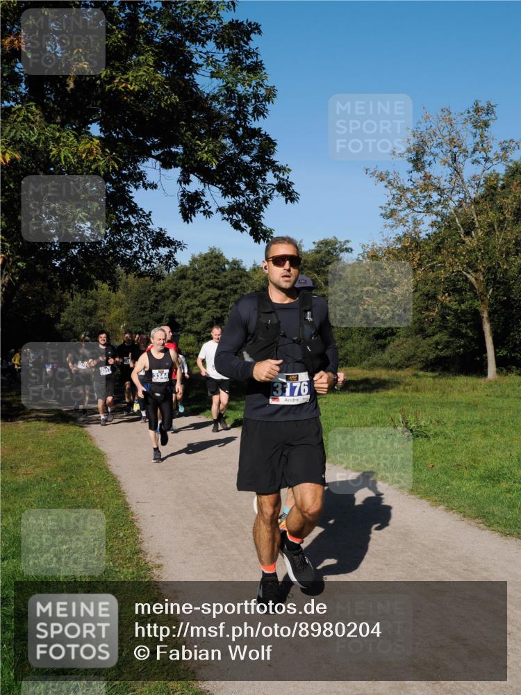 28.09.2025 - 33. Volkslauf durch das schöne Alstertal Fabian Wolf http://msf.ph/oto/8980204 28.09.2025 10:35:25 Laufen 3344, 3176 meine-sportfotos.de