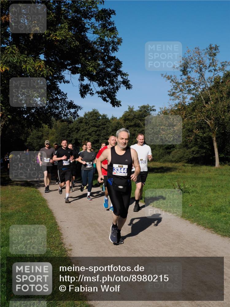 28.09.2025 - 33. Volkslauf durch das schöne Alstertal Fabian Wolf http://msf.ph/oto/8980215 28.09.2025 10:35:27 Laufen 3344, 930 meine-sportfotos.de