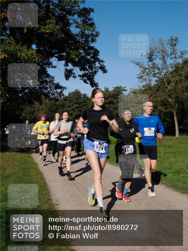 28.09.2025 - 33. Volkslauf durch das schöne Alstertal Fabian Wolf http://msf.ph/oto/8980272 28.09.2025 10:35:34 Laufen 43937, 3321, 3193, 3049 meine-sportfotos.de