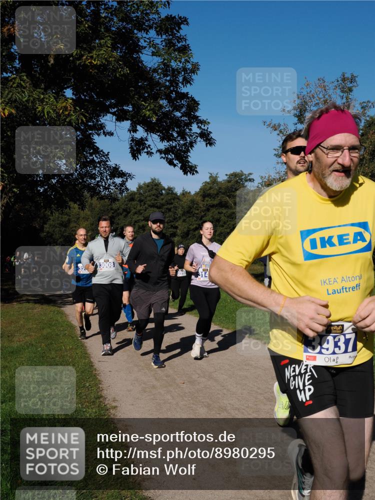 28.09.2025 - 33. Volkslauf durch das schöne Alstertal Fabian Wolf http://msf.ph/oto/8980295 28.09.2025 10:35:37 Laufen 3008, 314, 3937 meine-sportfotos.de