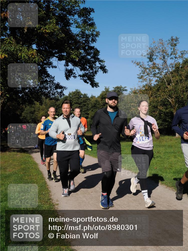 28.09.2025 - 33. Volkslauf durch das schöne Alstertal Fabian Wolf http://msf.ph/oto/8980301 28.09.2025 10:35:38 Laufen 3008, 13142 meine-sportfotos.de