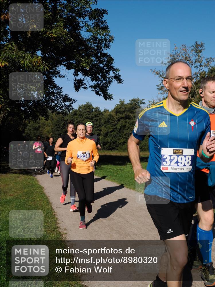 28.09.2025 - 33. Volkslauf durch das schöne Alstertal Fabian Wolf http://msf.ph/oto/8980320 28.09.2025 10:35:40 Laufen 3236, 3298 meine-sportfotos.de