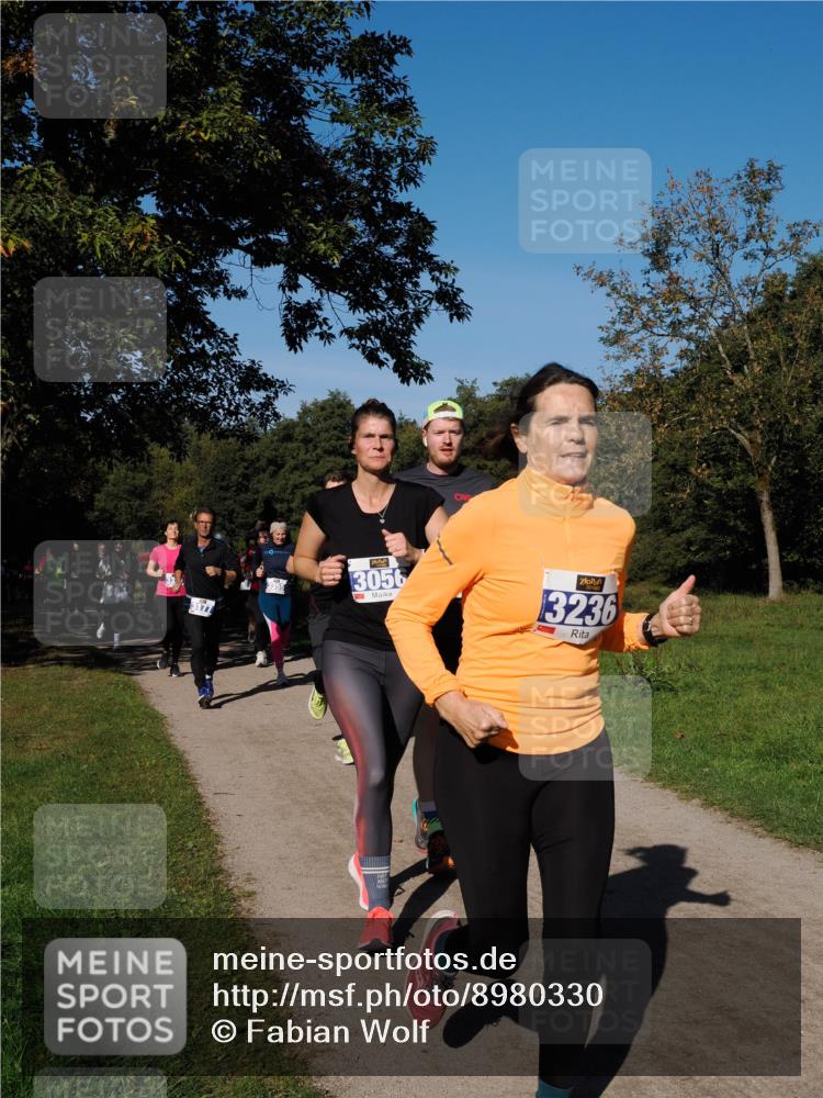 28.09.2025 - 33. Volkslauf durch das schöne Alstertal Fabian Wolf http://msf.ph/oto/8980330 28.09.2025 10:35:41 Laufen 3177, 3056, 3236 meine-sportfotos.de