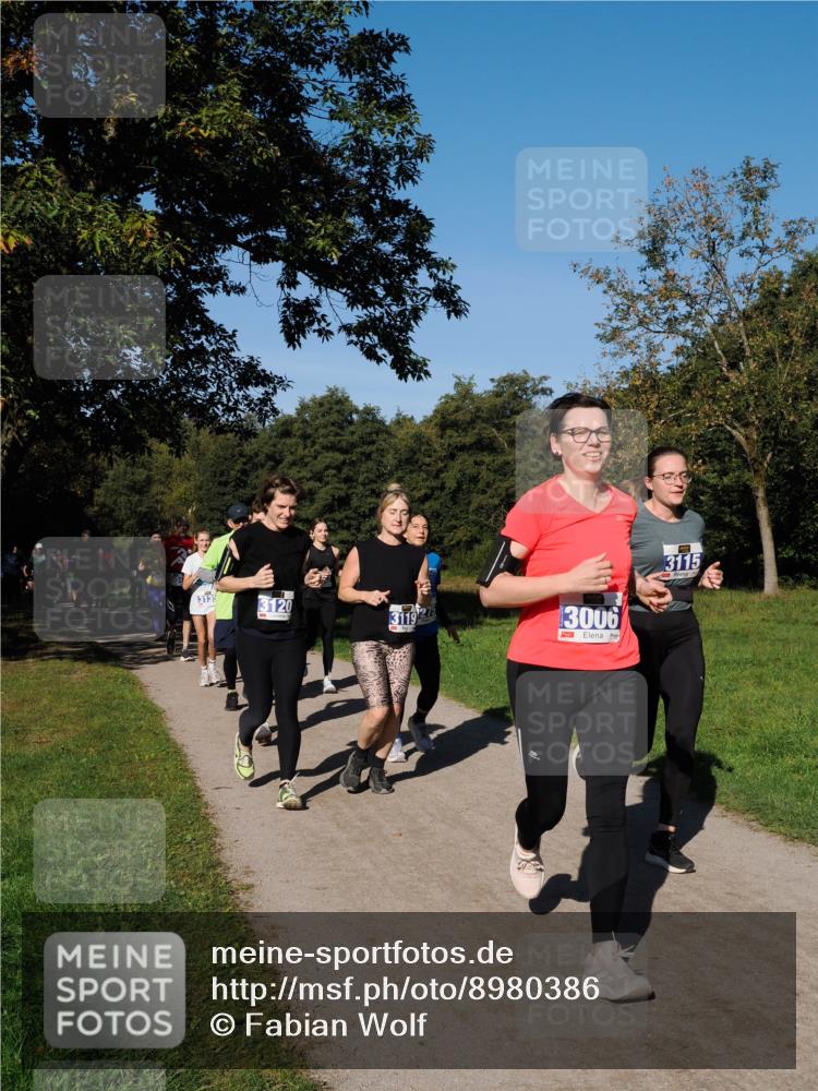 28.09.2025 - 33. Volkslauf durch das schöne Alstertal Fabian Wolf http://msf.ph/oto/8980386 28.09.2025 10:35:50 Laufen 3135, 3120, 3119, 3006, 3115 meine-sportfotos.de