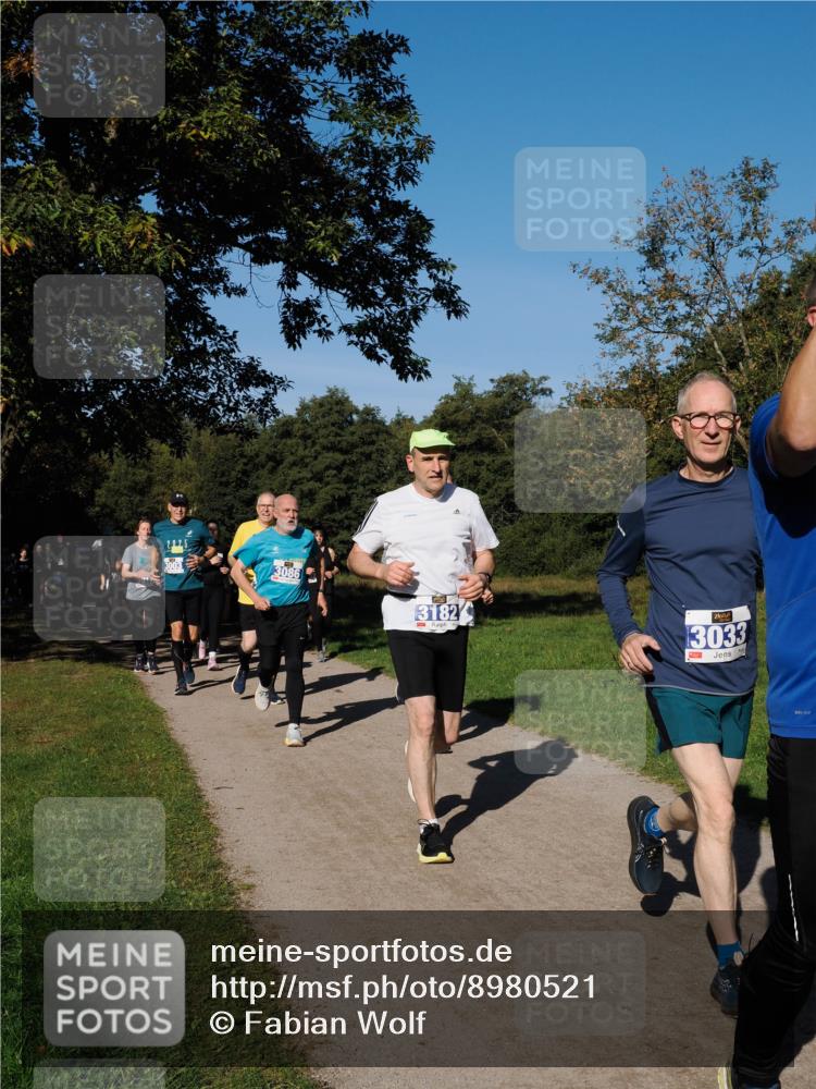 28.09.2025 - 33. Volkslauf durch das schöne Alstertal Fabian Wolf http://msf.ph/oto/8980521 28.09.2025 10:36:11 Laufen 2025, 3003, 3086, 3182, 3033 meine-sportfotos.de