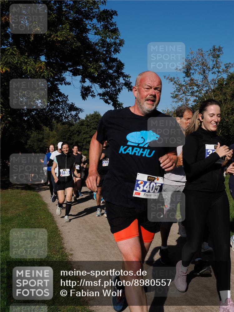 28.09.2025 - 33. Volkslauf durch das schöne Alstertal Fabian Wolf http://msf.ph/oto/8980557 28.09.2025 10:36:16 Laufen 3195, 3405 meine-sportfotos.de