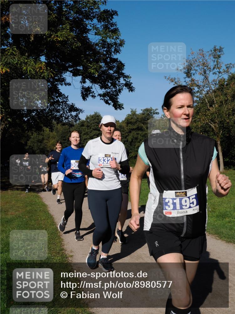 28.09.2025 - 33. Volkslauf durch das schöne Alstertal Fabian Wolf http://msf.ph/oto/8980577 28.09.2025 10:36:18 Laufen 130, 332, 34, 3195 meine-sportfotos.de