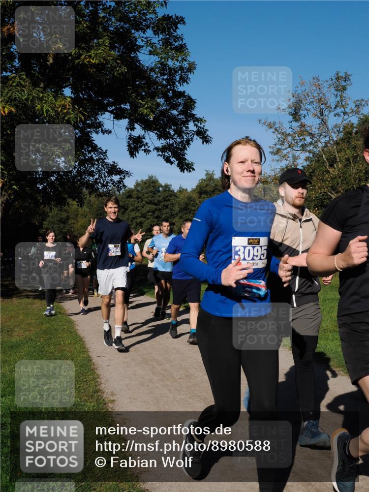 28.09.2025 - 33. Volkslauf durch das schöne Alstertal Fabian Wolf http://msf.ph/oto/8980588 28.09.2025 10:36:20 Laufen 394, 3095 meine-sportfotos.de