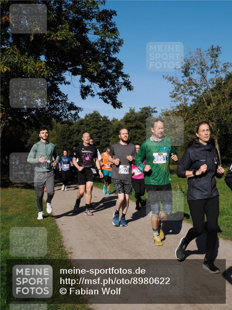 28.09.2025 - 33. Volkslauf durch das schöne Alstertal Fabian Wolf http://msf.ph/oto/8980622 28.09.2025 10:36:24 Laufen 3070, 3951 meine-sportfotos.de