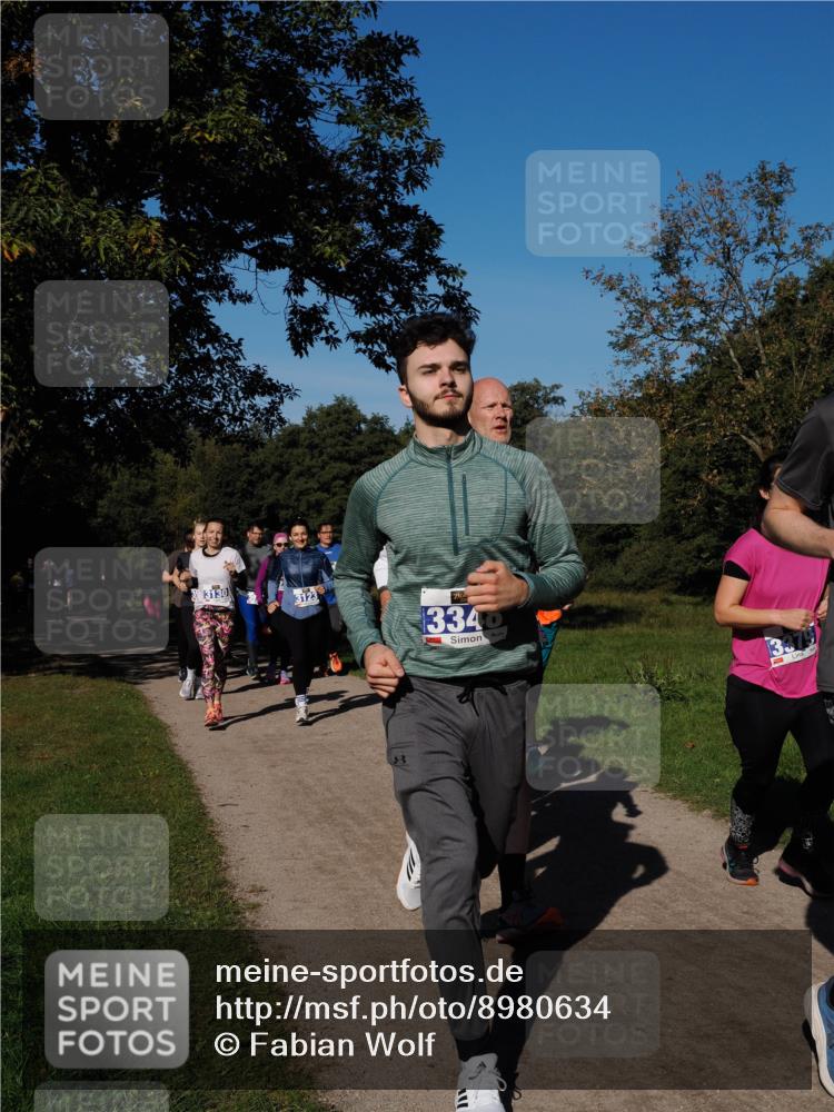 28.09.2025 - 33. Volkslauf durch das schöne Alstertal Fabian Wolf http://msf.ph/oto/8980634 28.09.2025 10:36:26 Laufen 3130, 23, 3, 3340 meine-sportfotos.de