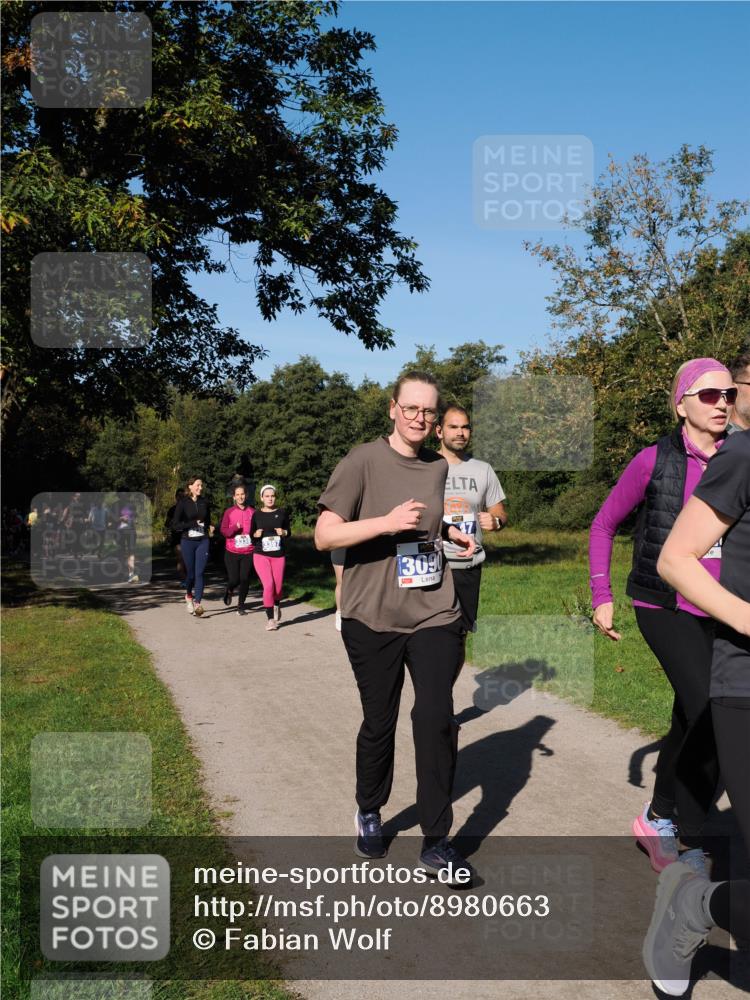 28.09.2025 - 33. Volkslauf durch das schöne Alstertal Fabian Wolf http://msf.ph/oto/8980663 28.09.2025 10:36:30 Laufen 3397, 13090 meine-sportfotos.de