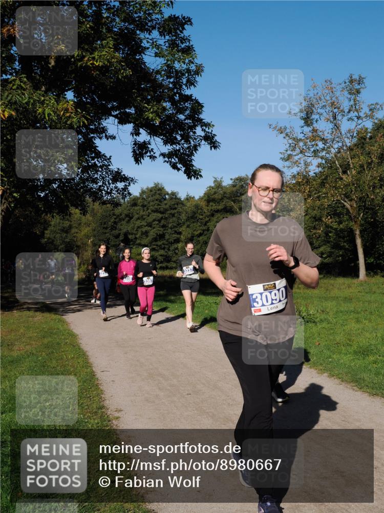 28.09.2025 - 33. Volkslauf durch das schöne Alstertal Fabian Wolf http://msf.ph/oto/8980667 28.09.2025 10:36:31 Laufen 3397, 3090 meine-sportfotos.de