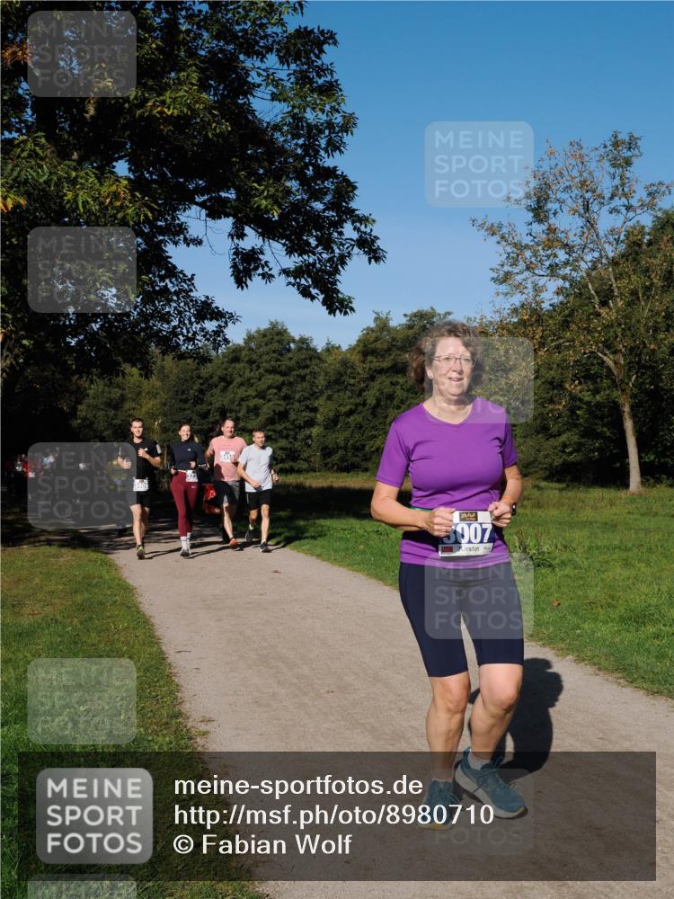 28.09.2025 - 33. Volkslauf durch das schöne Alstertal Fabian Wolf http://msf.ph/oto/8980710 28.09.2025 10:36:37 Laufen 3007 meine-sportfotos.de