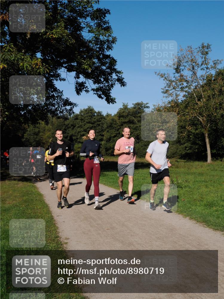 28.09.2025 - 33. Volkslauf durch das schöne Alstertal Fabian Wolf http://msf.ph/oto/8980719 28.09.2025 10:36:40 Laufen 3409 meine-sportfotos.de