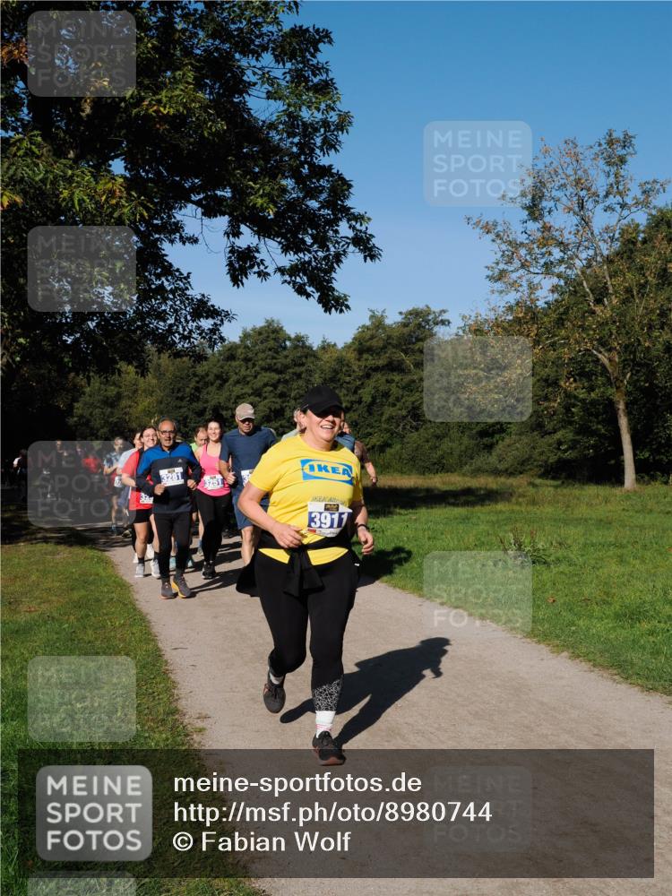 28.09.2025 - 33. Volkslauf durch das schöne Alstertal Fabian Wolf http://msf.ph/oto/8980744 28.09.2025 10:36:43 Laufen 3281, 3911 meine-sportfotos.de