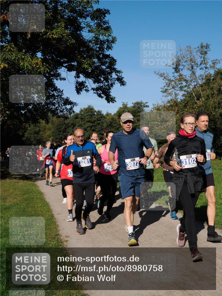 28.09.2025 - 33. Volkslauf durch das schöne Alstertal Fabian Wolf http://msf.ph/oto/8980758 28.09.2025 10:36:45 Laufen 32, 3281, 3072, 3102, 03 meine-sportfotos.de