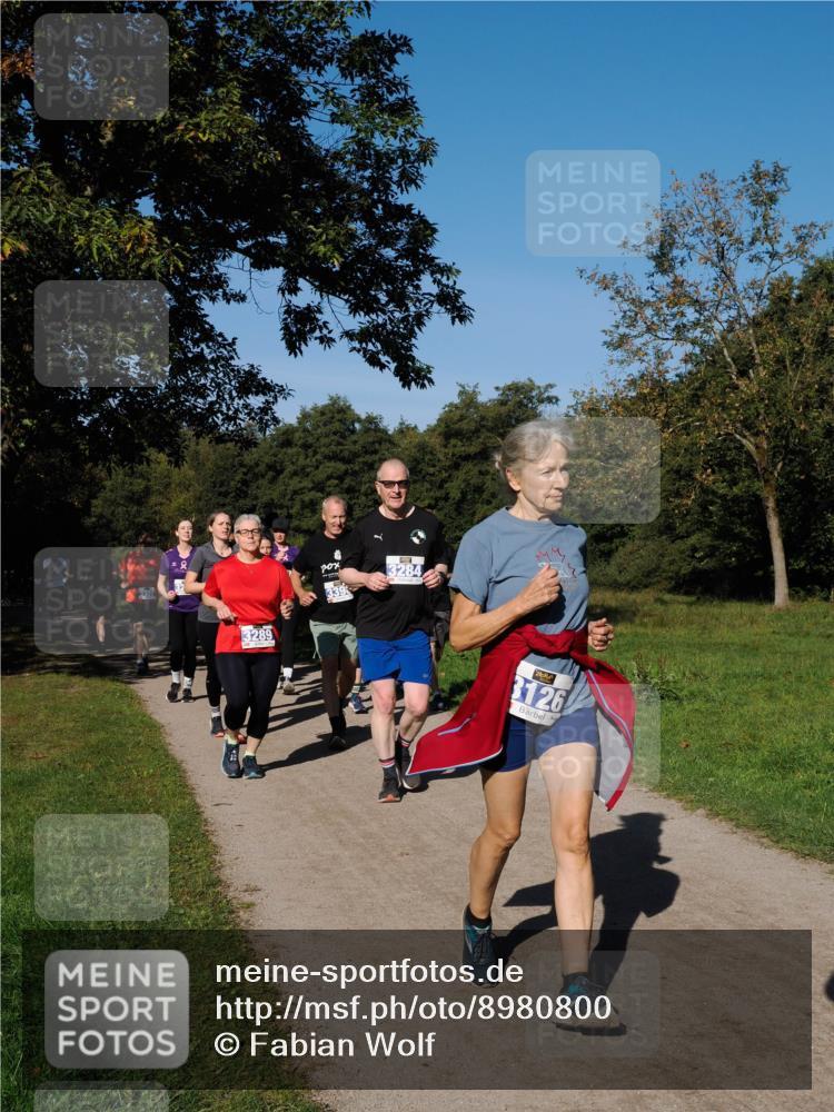 28.09.2025 - 33. Volkslauf durch das schöne Alstertal Fabian Wolf http://msf.ph/oto/8980800 28.09.2025 10:36:50 Laufen 3284, 3126 meine-sportfotos.de