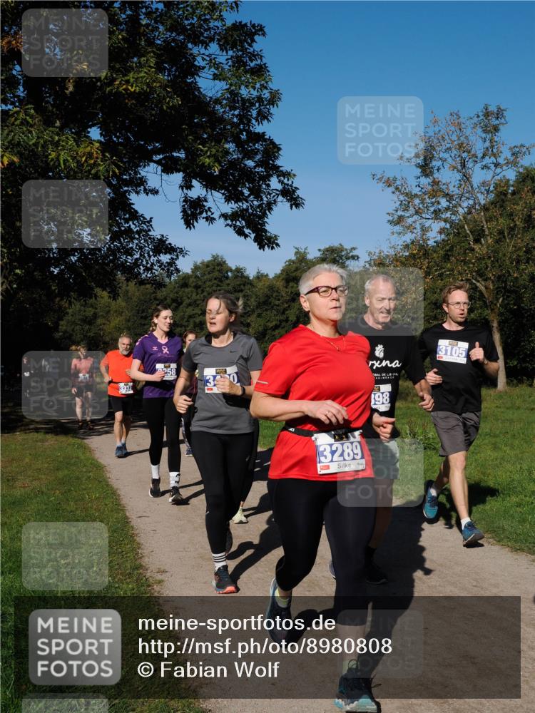 28.09.2025 - 33. Volkslauf durch das schöne Alstertal Fabian Wolf http://msf.ph/oto/8980808 28.09.2025 10:36:52 Laufen 258, 3289, 98, 3105 meine-sportfotos.de