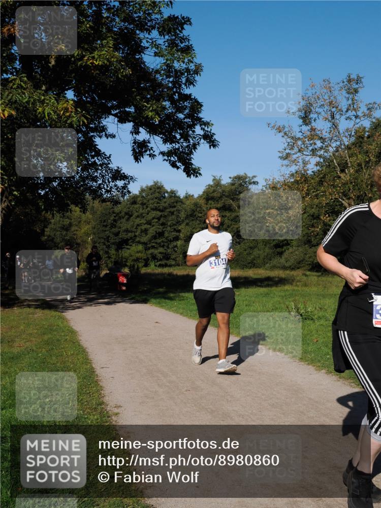 28.09.2025 - 33. Volkslauf durch das schöne Alstertal Fabian Wolf http://msf.ph/oto/8980860 28.09.2025 10:37:00 Laufen 3104 meine-sportfotos.de