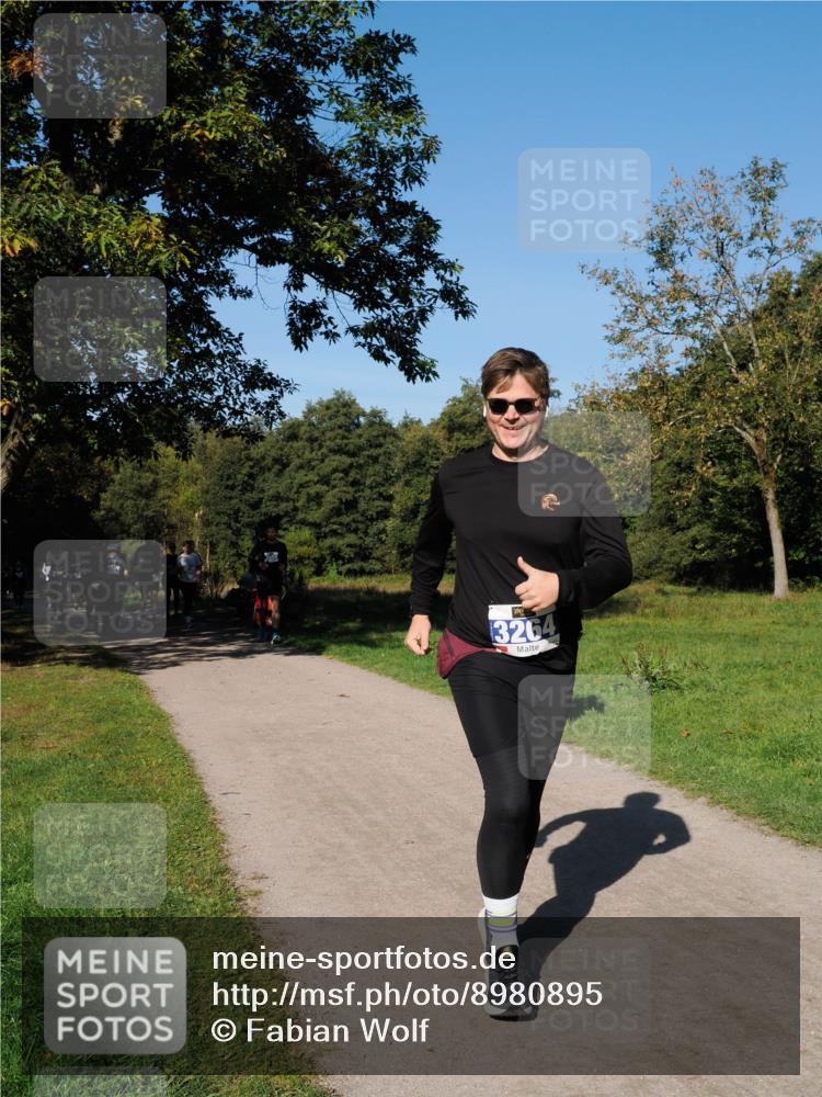 28.09.2025 - 33. Volkslauf durch das schöne Alstertal Fabian Wolf http://msf.ph/oto/8980895 28.09.2025 10:37:06 Laufen 3264 meine-sportfotos.de
