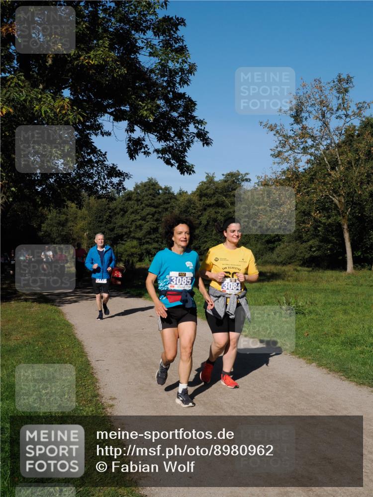 28.09.2025 - 33. Volkslauf durch das schöne Alstertal Fabian Wolf http://msf.ph/oto/8980962 28.09.2025 10:37:33 Laufen 3085, 13084 meine-sportfotos.de